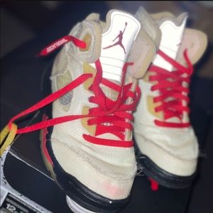 Off white Jordan’s